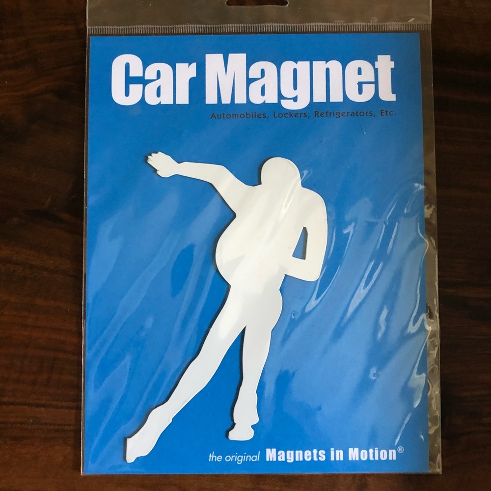 NWT Magnetic Skater!!